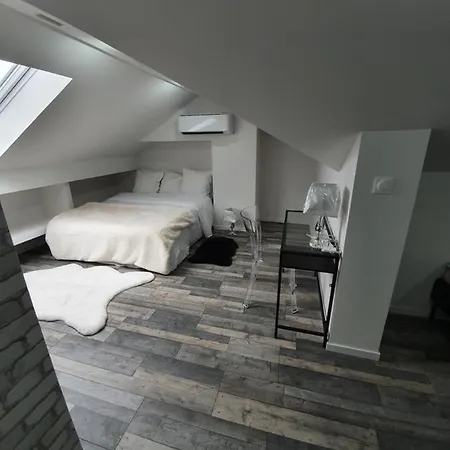 La Bonbonniere By Leslodgespa Apartmán