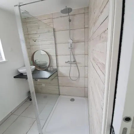 Apartment La Bonbonniere By Leslodgespa *