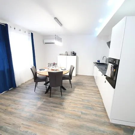 La Bonbonniere By Leslodgespa Apartment Hesingue