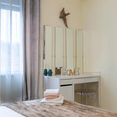 La Bonbonniere By Leslodgespa Apartment