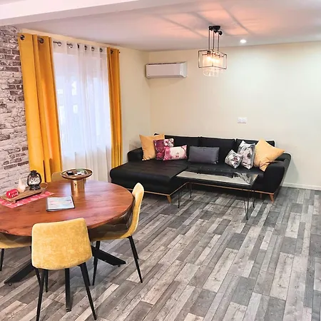 La Bonbonniere By Leslodgespa Apartment Hesingue
